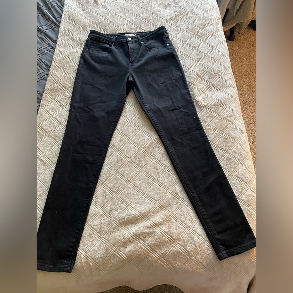 Levi’s Black 721 High Rise Skinny
